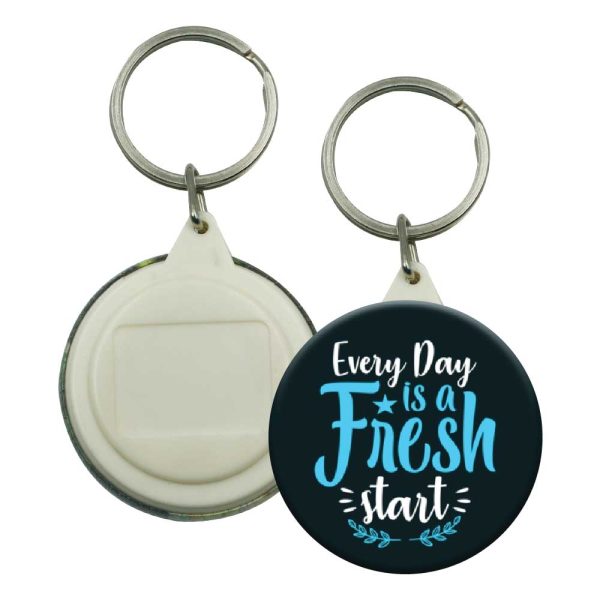 Branding-Keychain-Button-Badges-630-600x600-1.jpg Keychain Button Badges