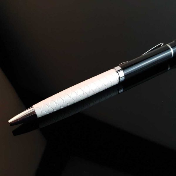 Arowana Luxurious Printed Pen