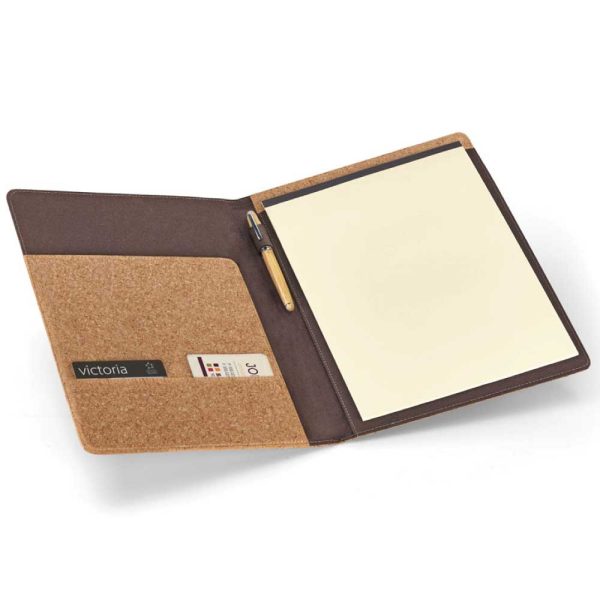 cork-cover-portfolio-MB-09-02-600x600-1.jpg Branded Portfolio Cover